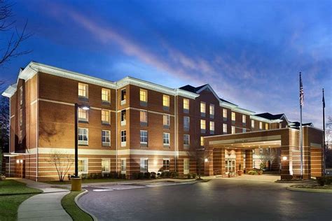 The hampton hotel near me - 8.1 Very Good 900 reviews Price from $109.65 per night Check availability Hyatt Place Hampton Convention Center